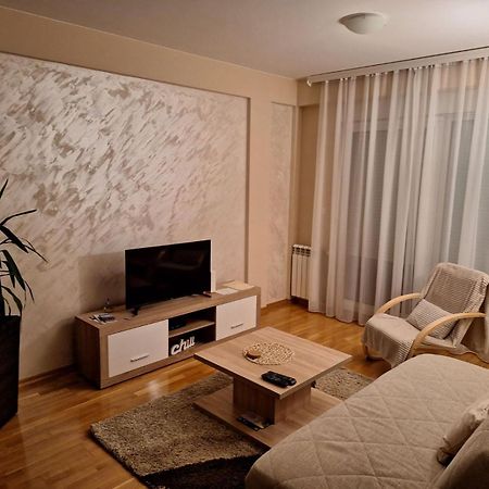 San Apartment Cacak Luaran gambar