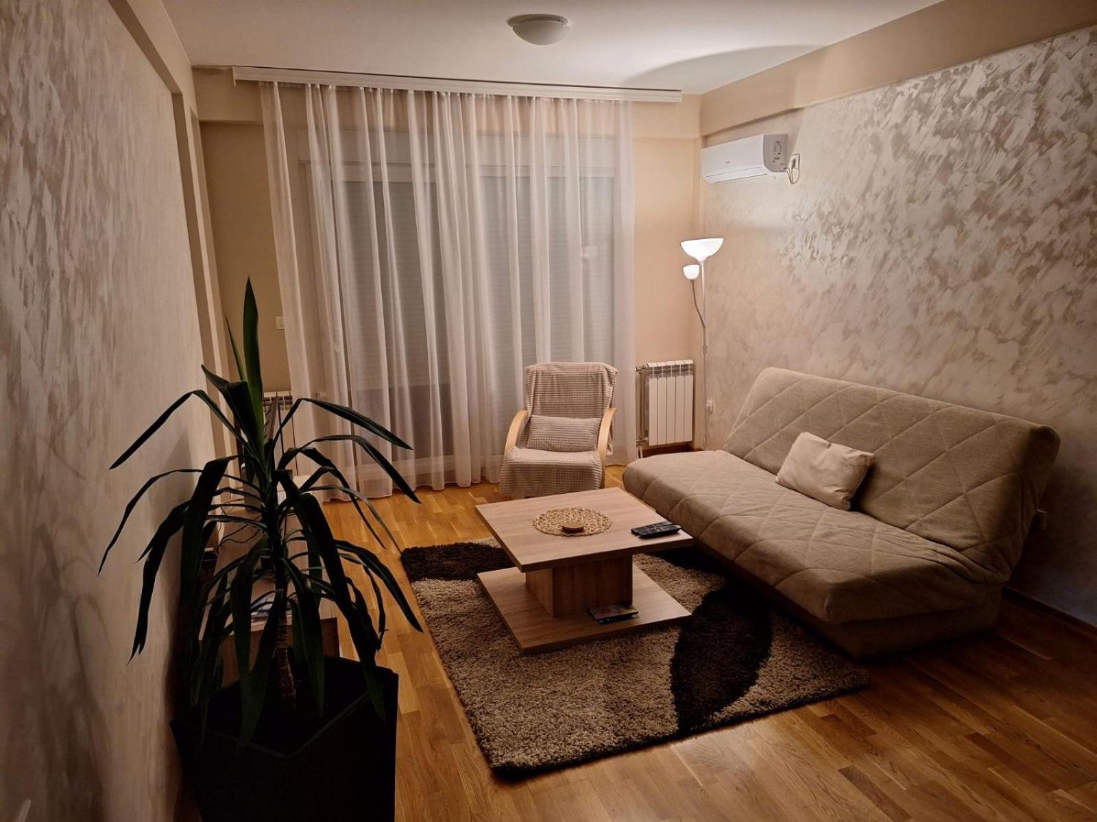 San Apartment Cacak Luaran gambar