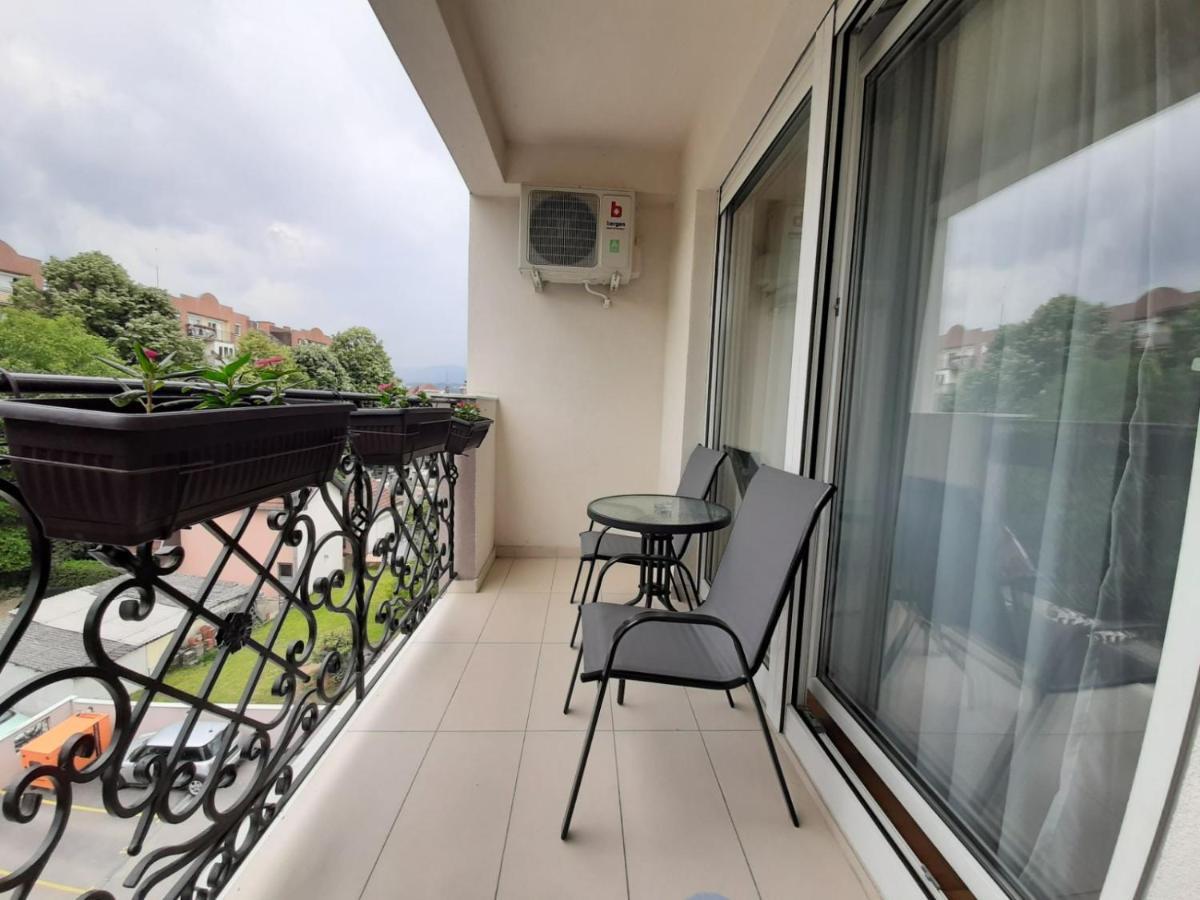 San Apartment Cacak Luaran gambar